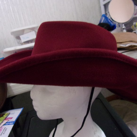 Red/Felt/cowgirl Hat